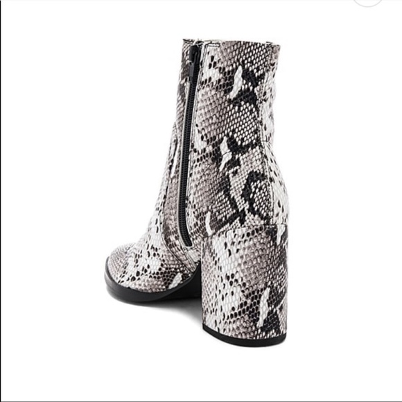 Tony Bianco snakeskin booties - Picture 4 of 5
